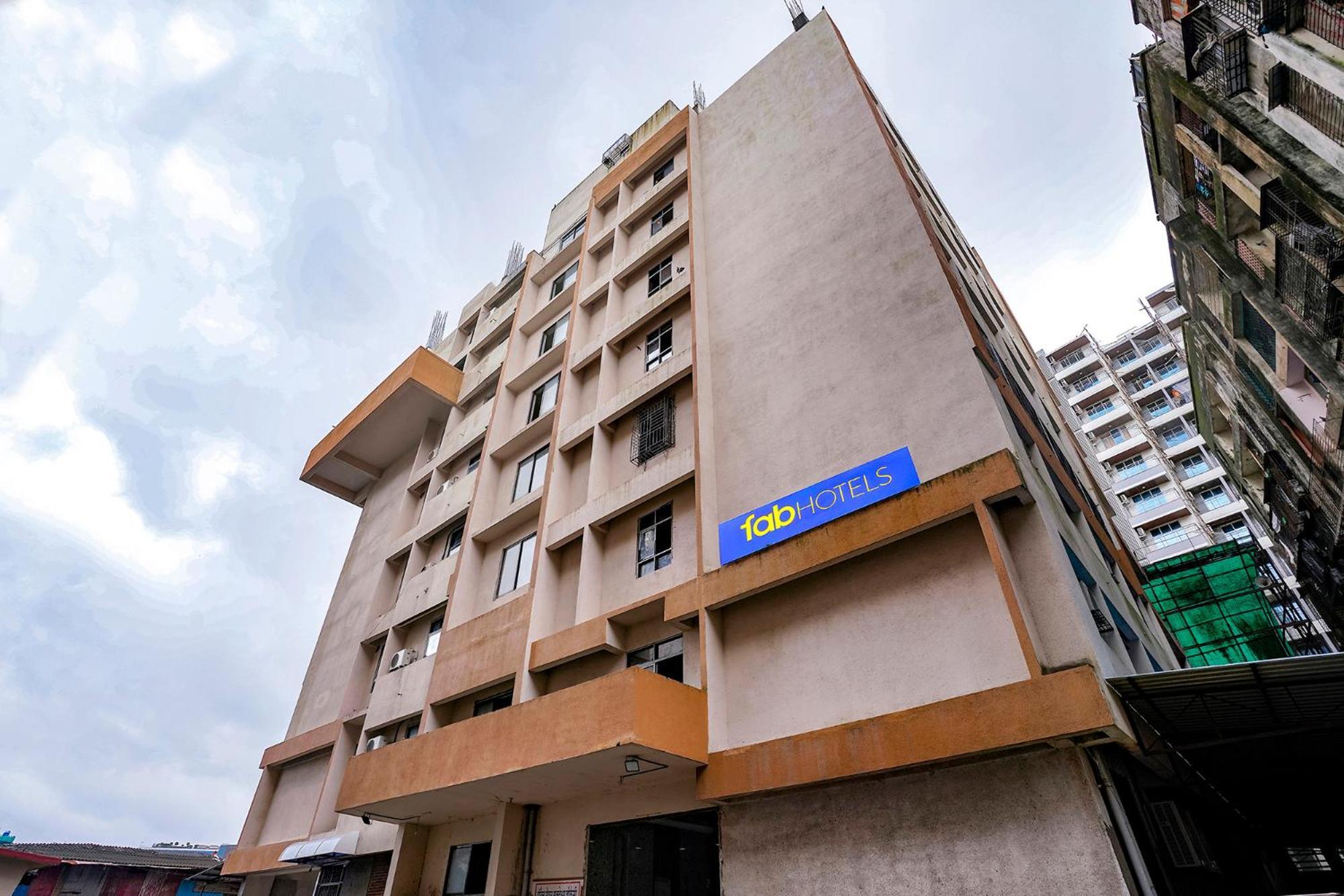 Fabhotel 7 Square - Nr Bkc Мумбай Екстериор снимка